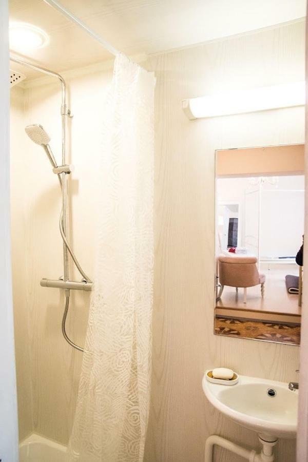 Cozy City Studio Apartment Free Parking Tallinn Exterior foto